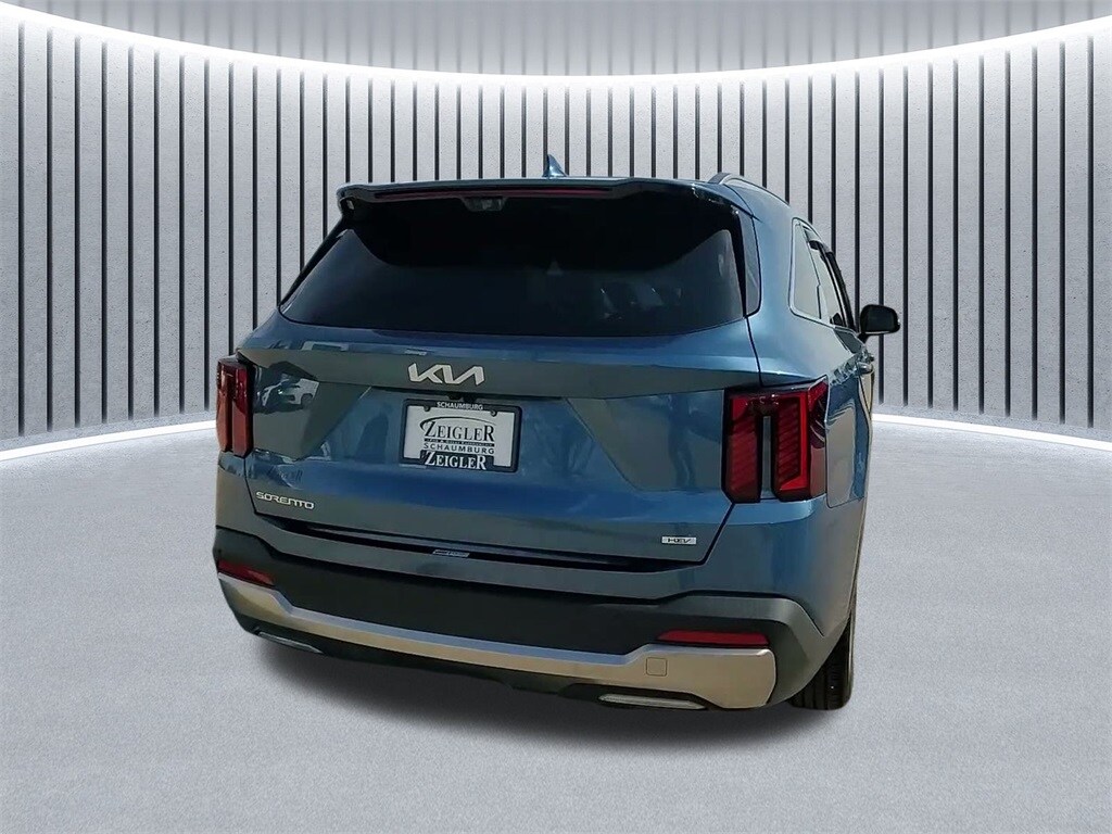 2025 KIA SORENTO - Image 9