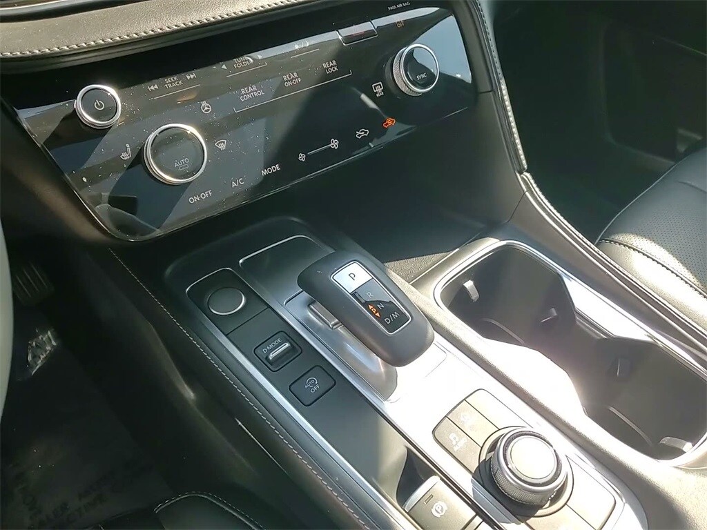 2025 INFINITI QX60 - Image 29