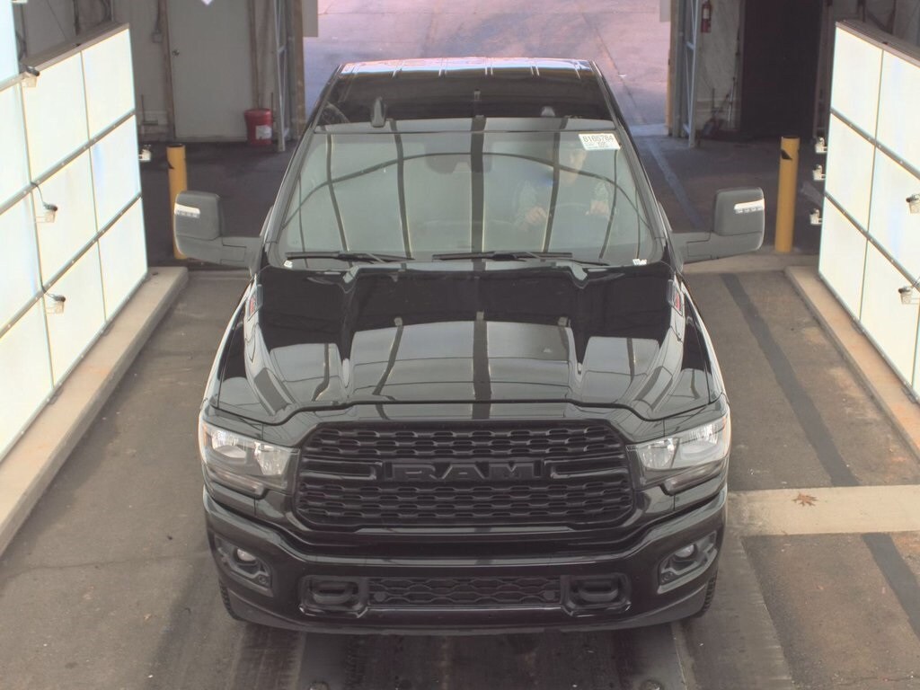 2024 RAM 2500 - Image 3