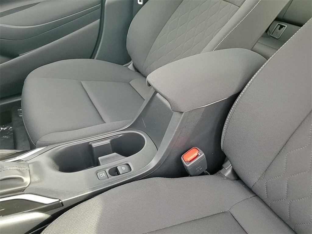 2025 TOYOTA COROLLA - Image 31