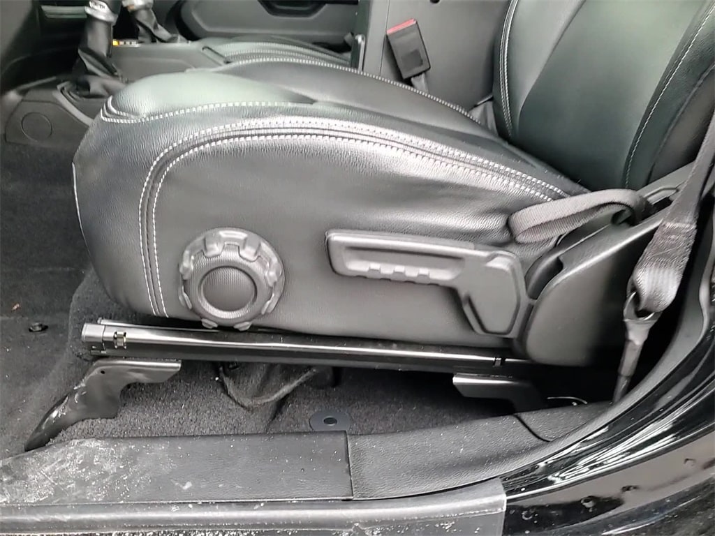 2021 JEEP WRANGLER - Image 13