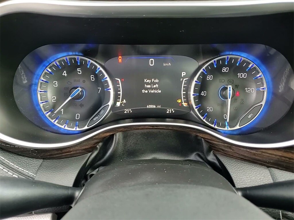 2023 CHRYSLER PACIFICA - Image 27