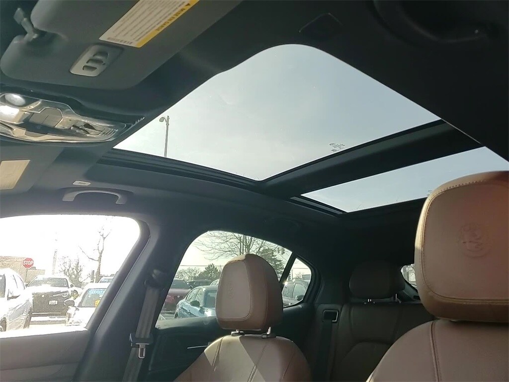 2022 ALFA ROMEO STELVIO - Image 20