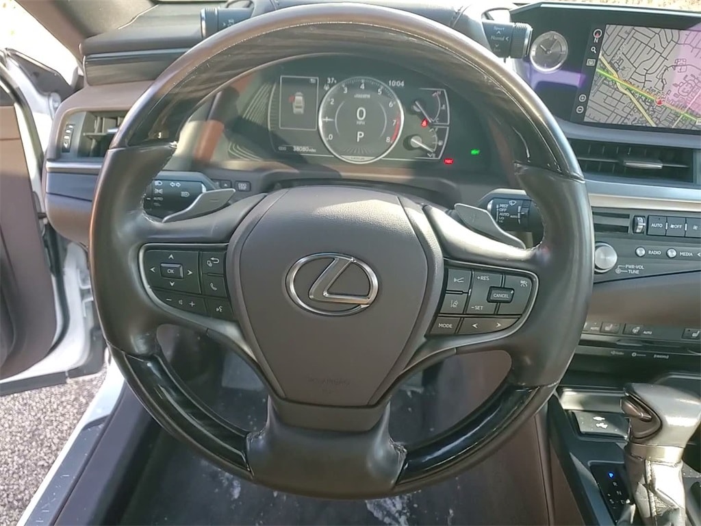 2021 LEXUS ES - Image 29