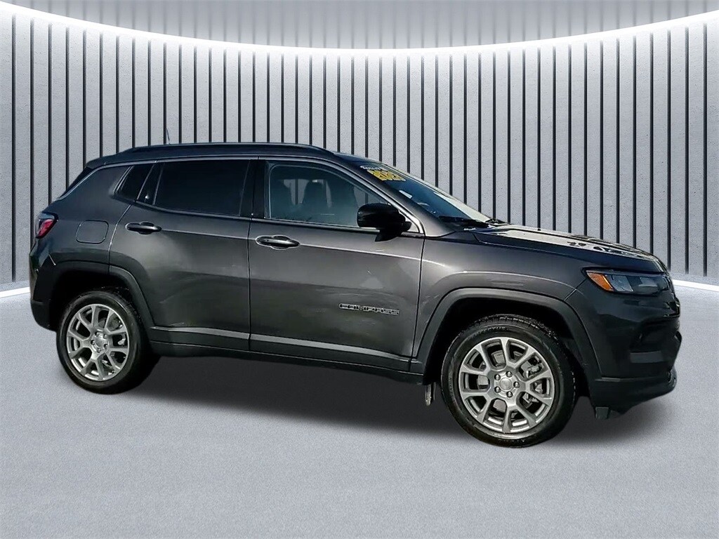 2023 JEEP COMPASS - Image 4
