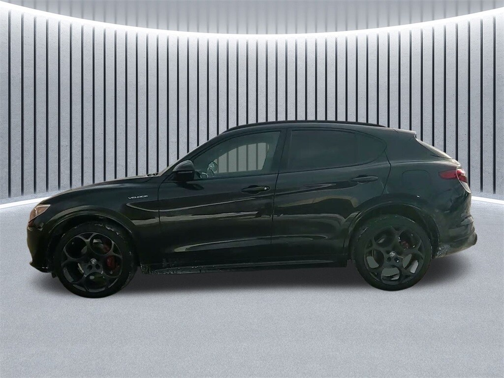 2022 ALFA ROMEO STELVIO - Image 17