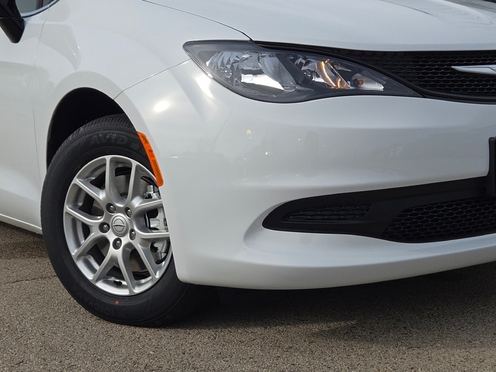 New 2026 Chrysler Voyager LX Van Passenger Van