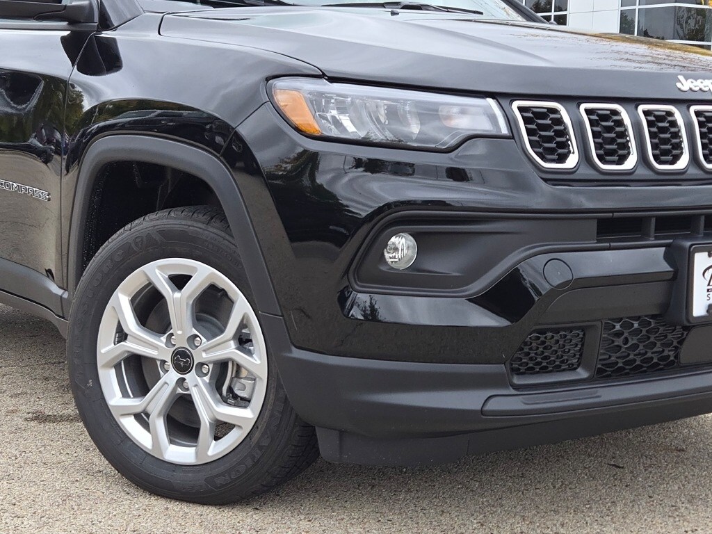 New 2026 Jeep Compass Latitude SUV