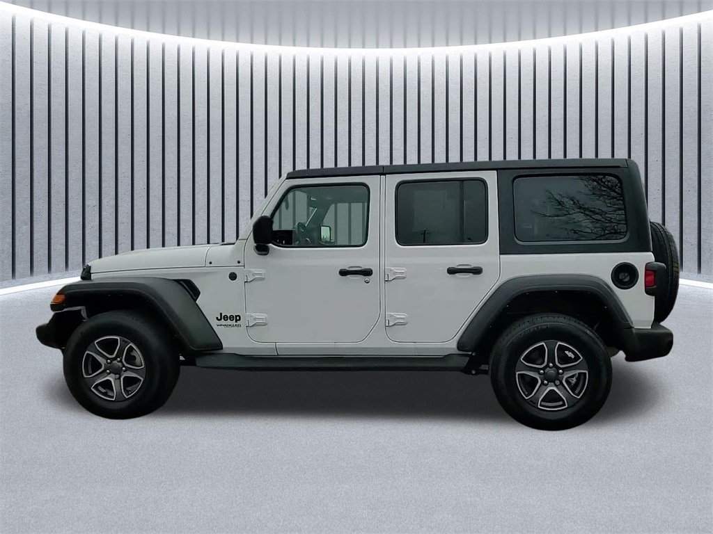 2022 JEEP WRANGLER - Image 15