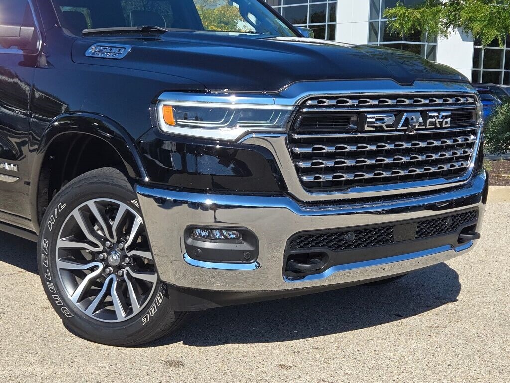2025 Ram 1500 Limited photo 2