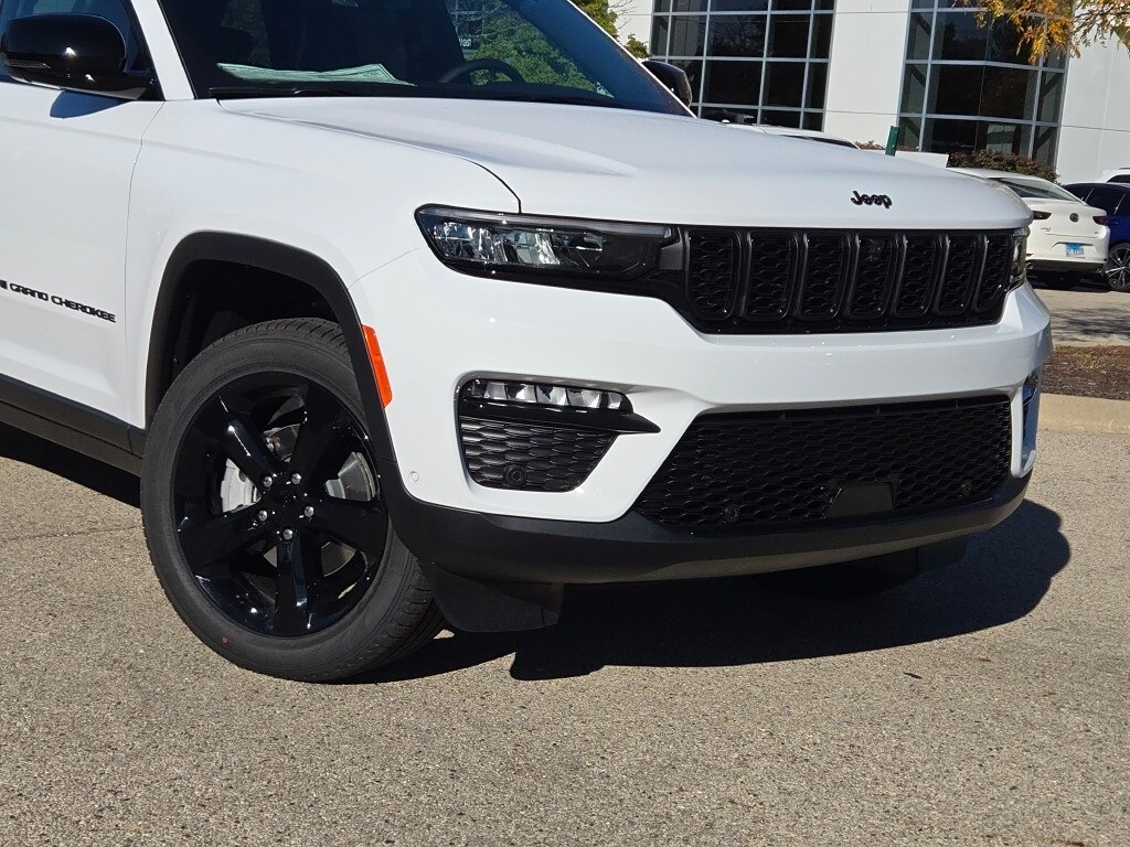 New 2025 Jeep Grand Cherokee Limited SUV