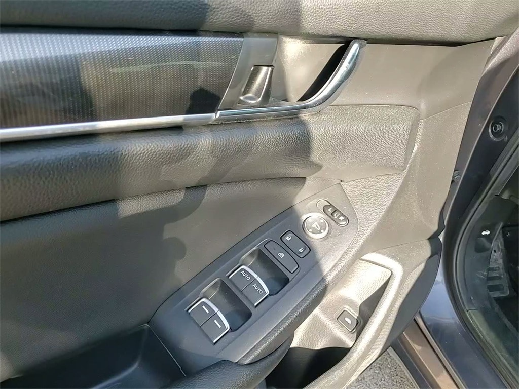 2020 HONDA ACCORD - Image 10