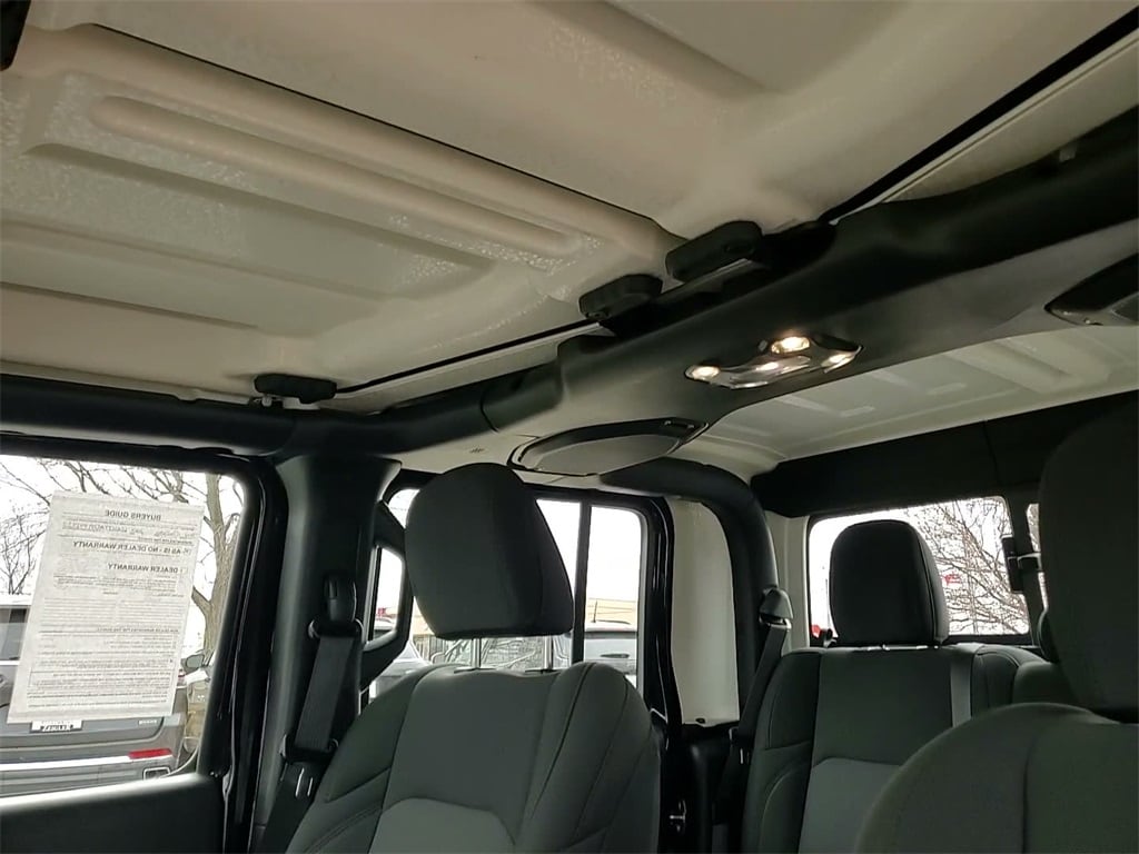 2023 JEEP GLADIATOR - Image 32