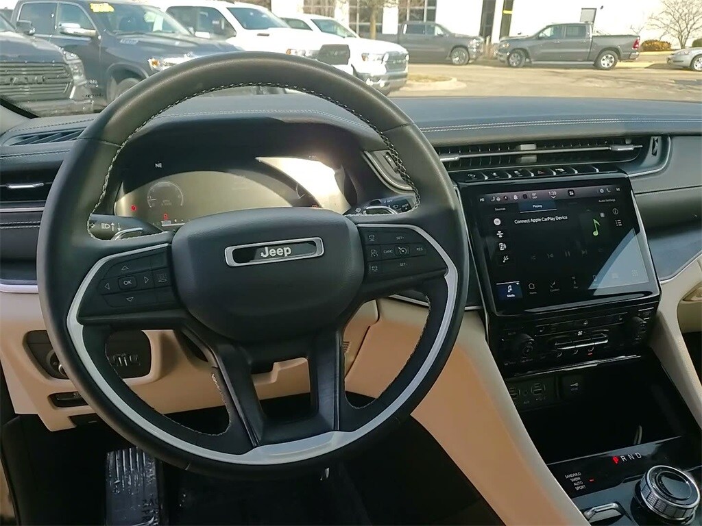 2023 JEEP GRAND CHEROKEE - Image 32