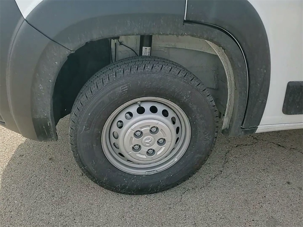 2025 RAM PROMASTER 2500 - Image 17