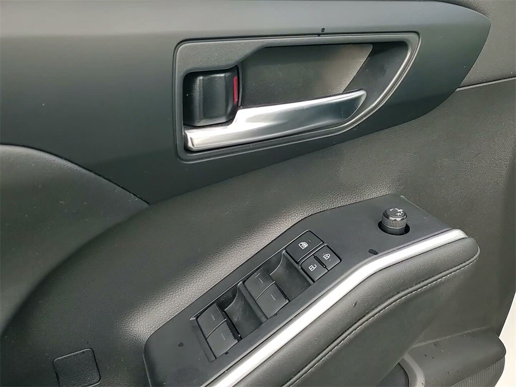 2021 TOYOTA HIGHLANDER - Image 26