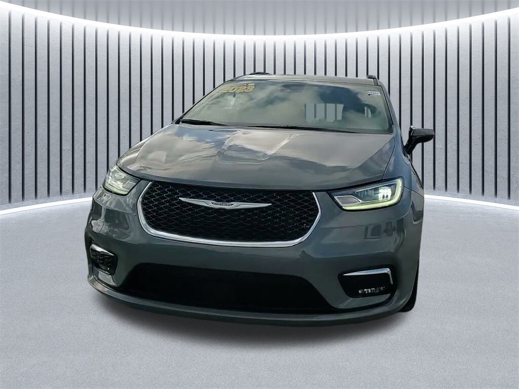 2023 CHRYSLER PACIFICA - Image 18