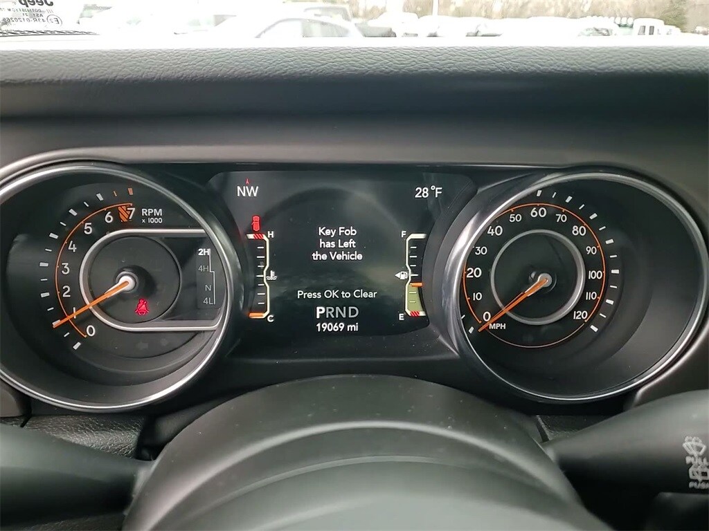 2022 JEEP WRANGLER - Image 28