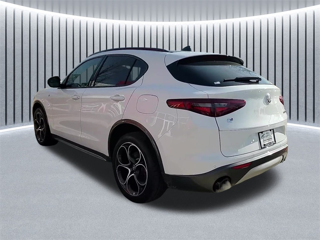 2022 ALFA ROMEO STELVIO - Image 5