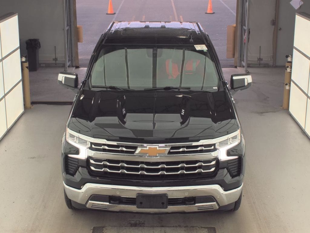 2022 CHEVROLET SILVERADO - Image 2