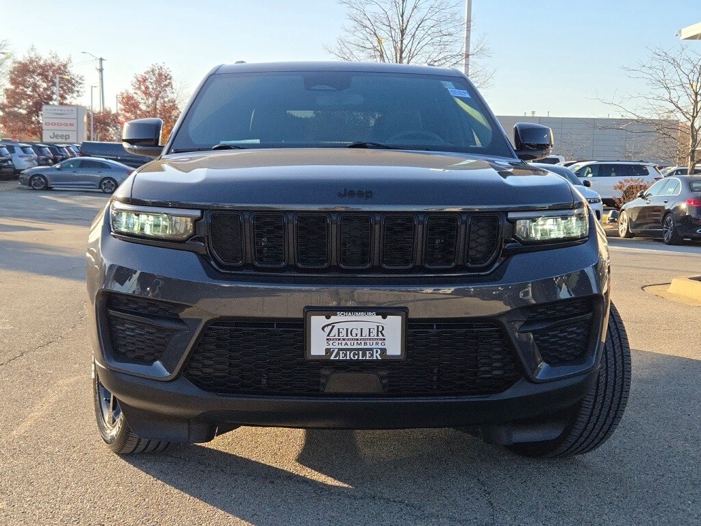 Certified 2024 Jeep Grand Cherokee Laredo SUV