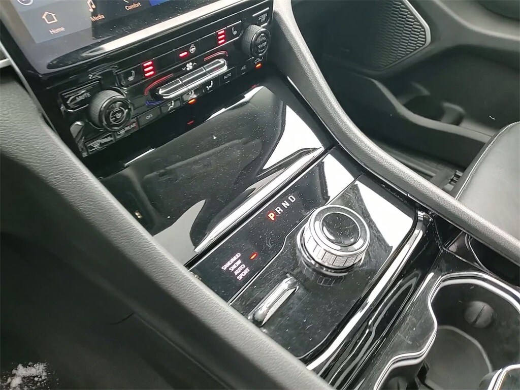 2022 JEEP GRAND CHEROKEE L - Image 18