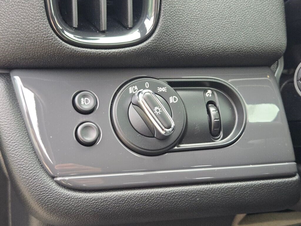 2022 MINI COUNTRYMAN - Image 24