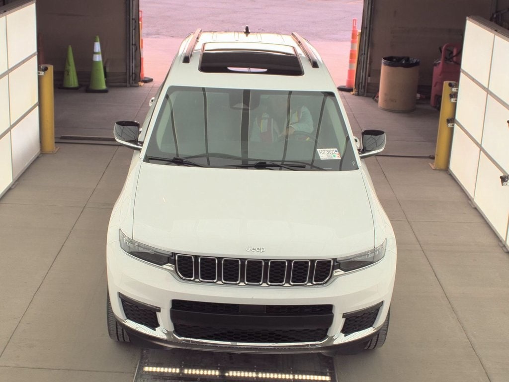 2022 JEEP GRAND CHEROKEE L - Image 2