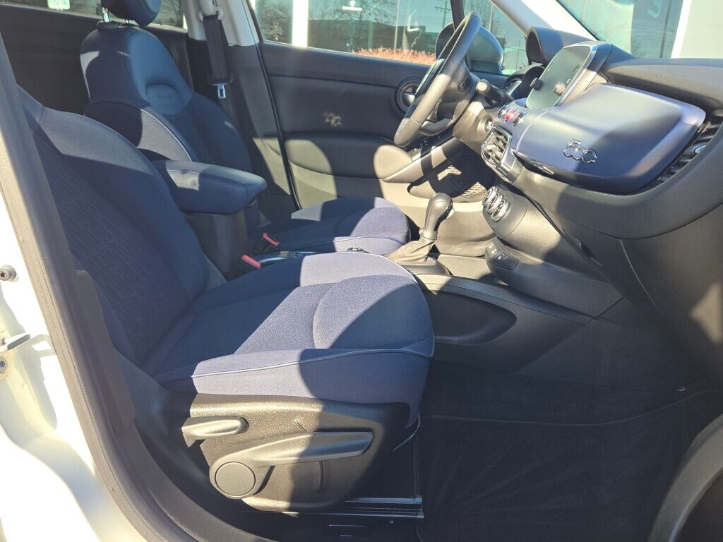 2022 FIAT 500X - Image 6