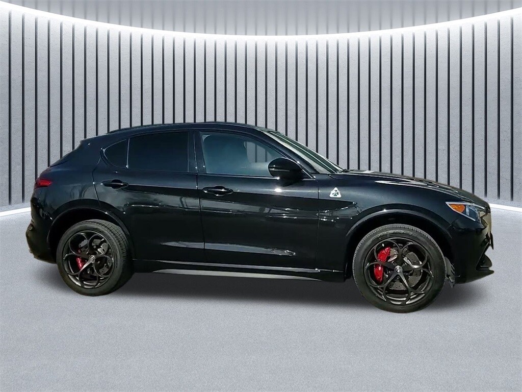 2023 ALFA ROMEO STELVIO - Image 5