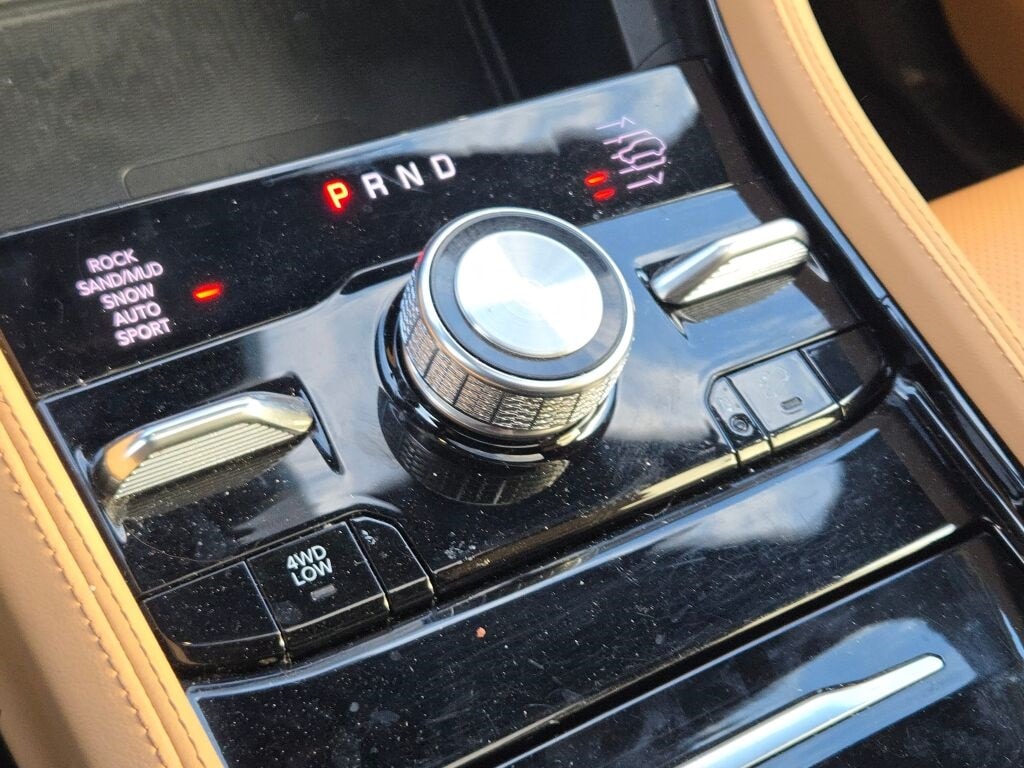 2024 JEEP GRAND CHEROKEE L - Image 31