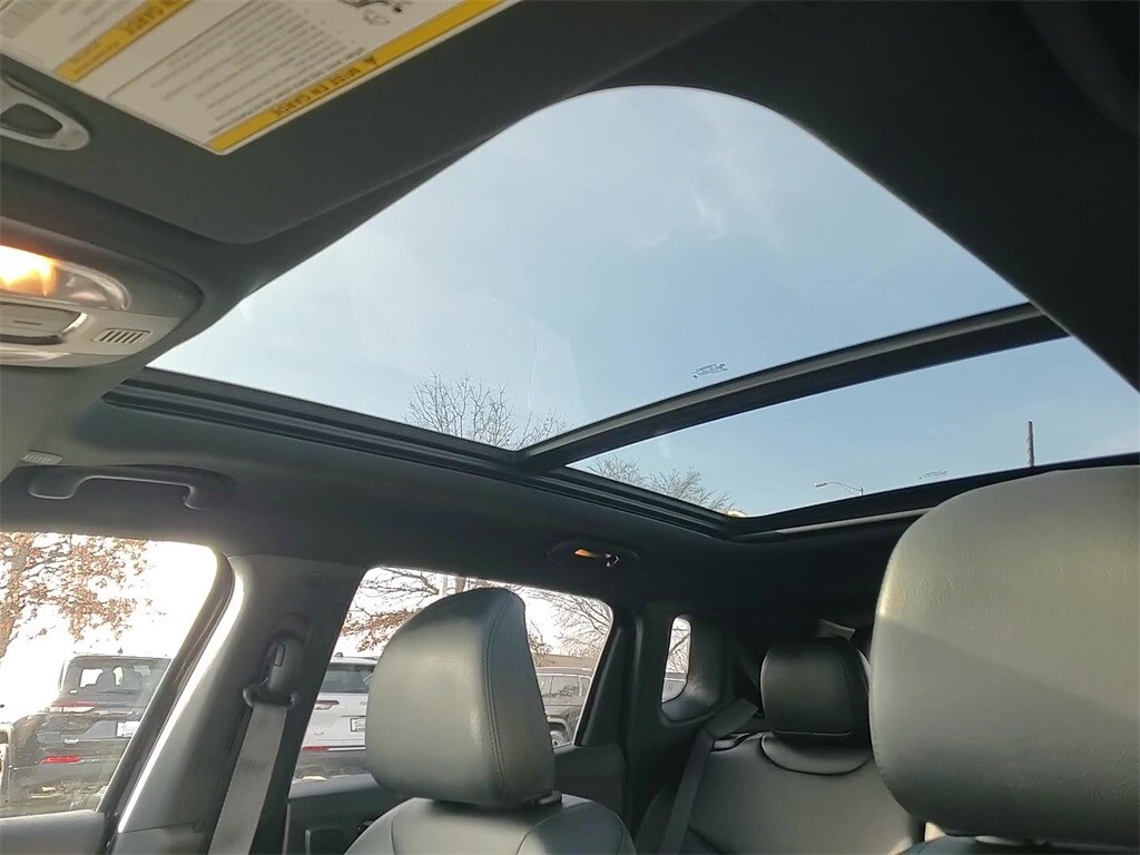 2024 JEEP COMPASS - Image 19