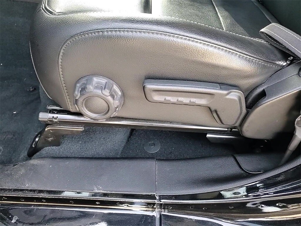 2022 JEEP WRANGLER - Image 12