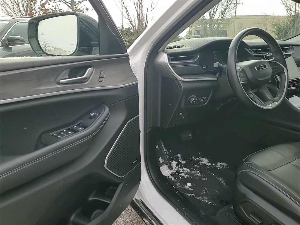 2022 JEEP GRAND CHEROKEE L - Image 9