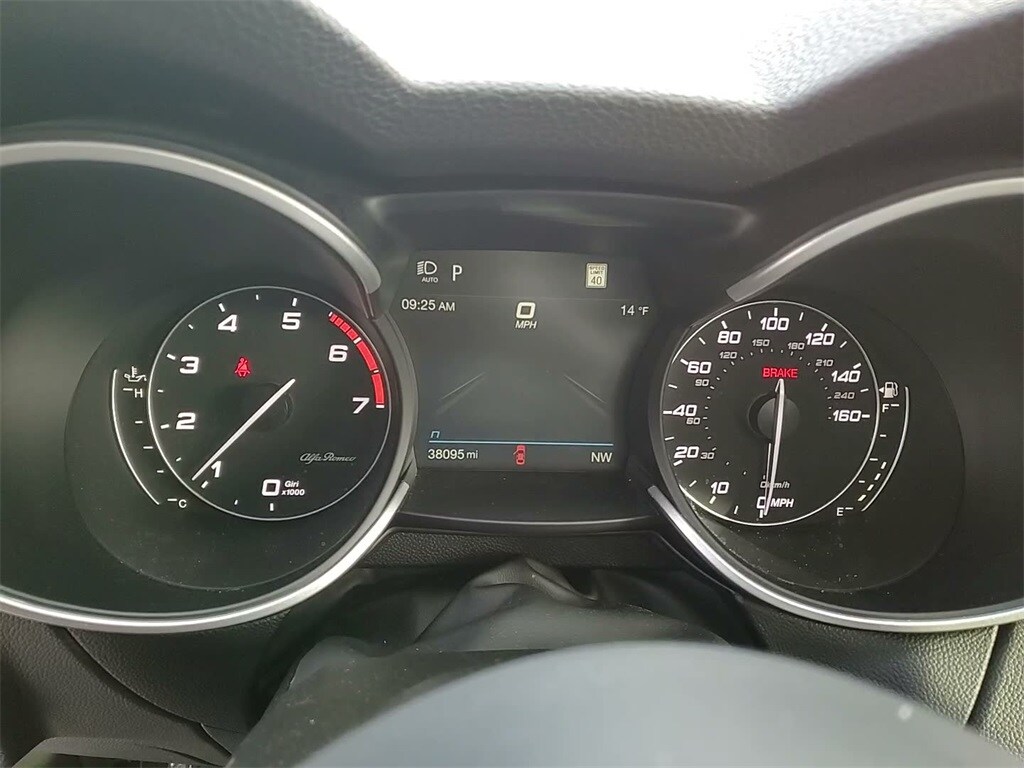 2023 ALFA ROMEO STELVIO - Image 27