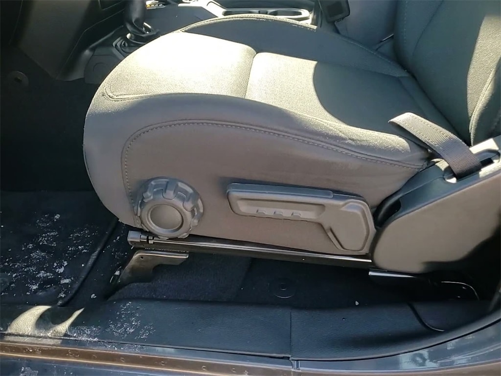 2022 JEEP WRANGLER - Image 24