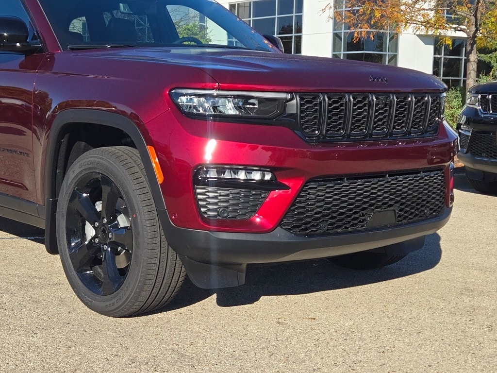 New 2025 Jeep Grand Cherokee Limited SUV