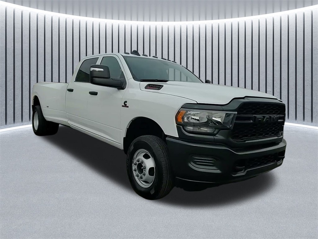 2024 RAM 3500 - Image 1