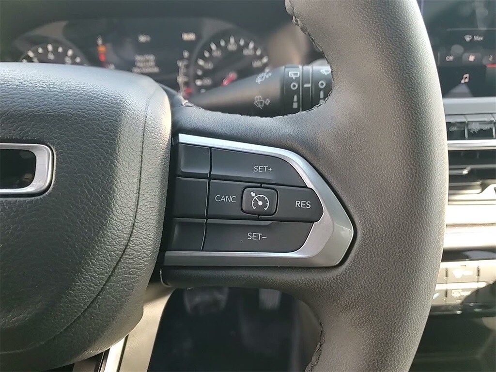 2023 JEEP COMPASS - Image 28