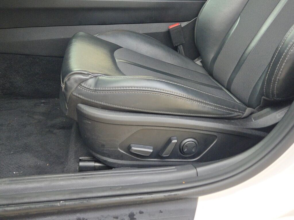 2023 KIA K5 - Image 22