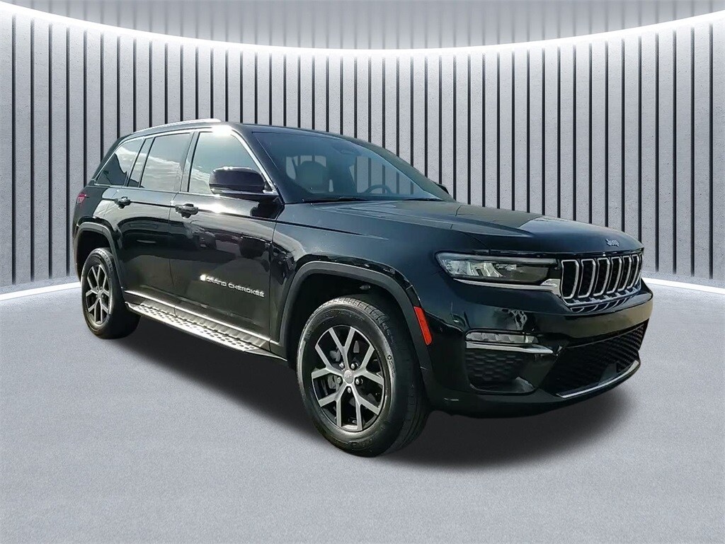 2023 JEEP GRAND CHEROKEE - Image 1