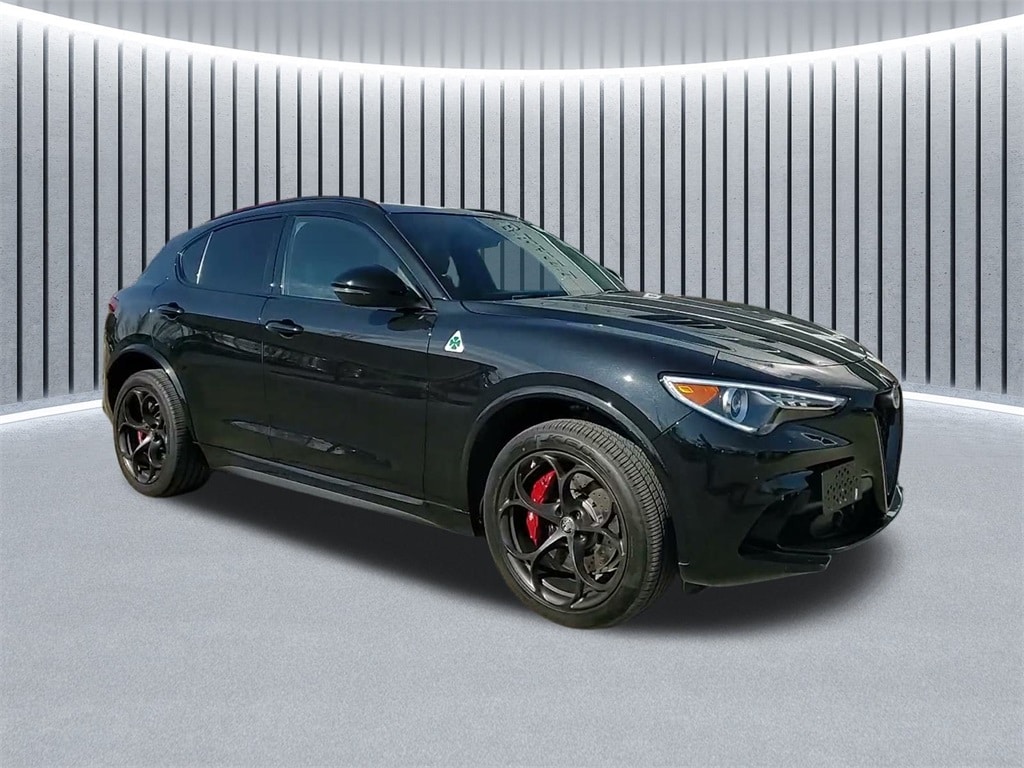 2023 ALFA ROMEO STELVIO - Image 3