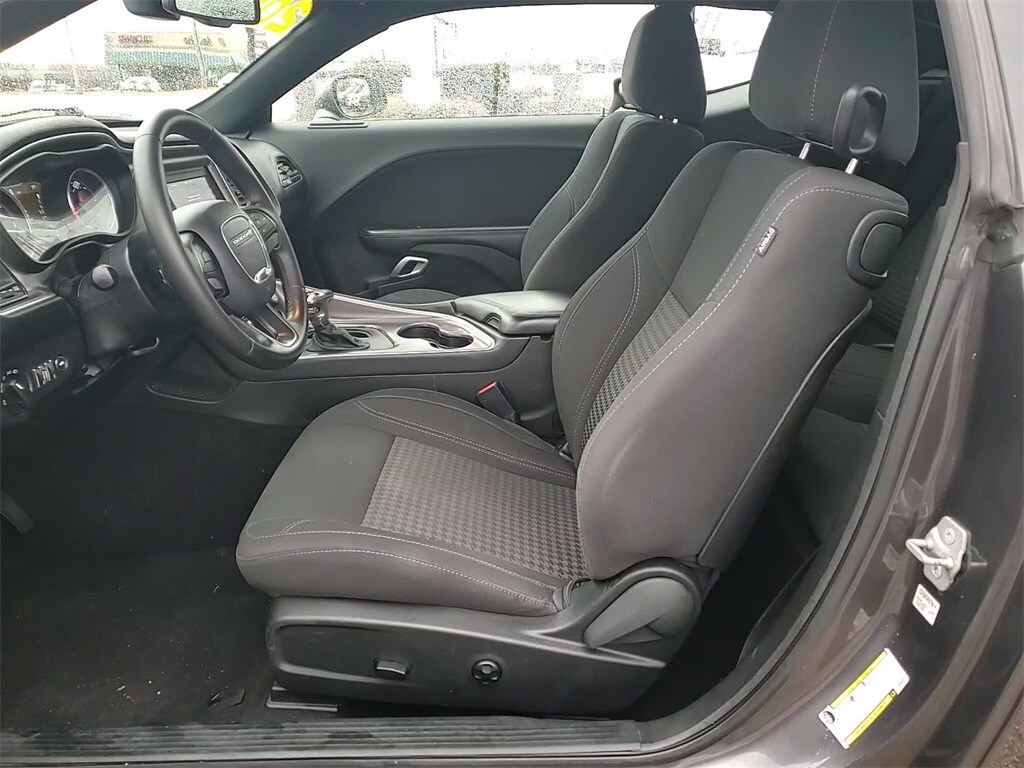 2019 DODGE CHALLENGER - Image 12