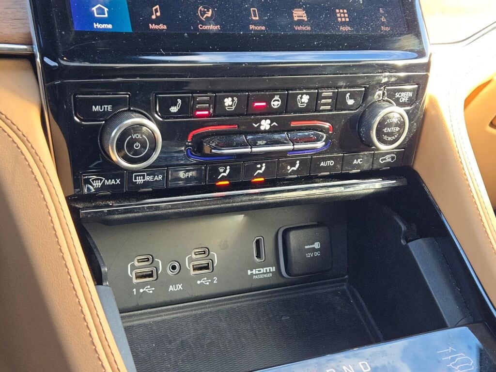 2024 JEEP GRAND CHEROKEE L - Image 32