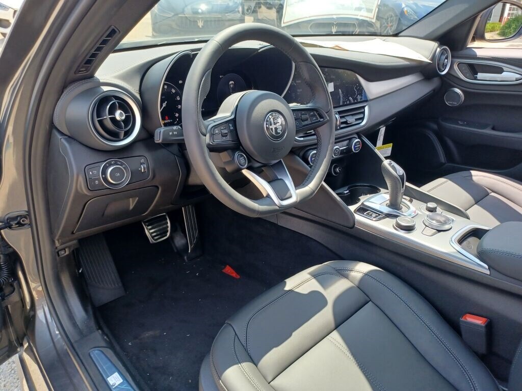 2024 ALFA ROMEO GIULIA (952) - Image 19