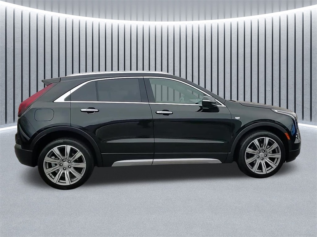 2021 CADILLAC XT4 - Image 2