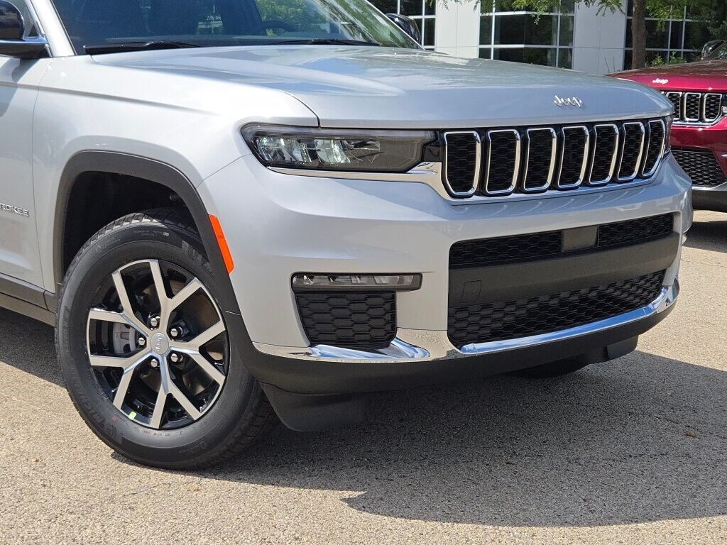 New 2025 Jeep Grand Cherokee L Limited SUV