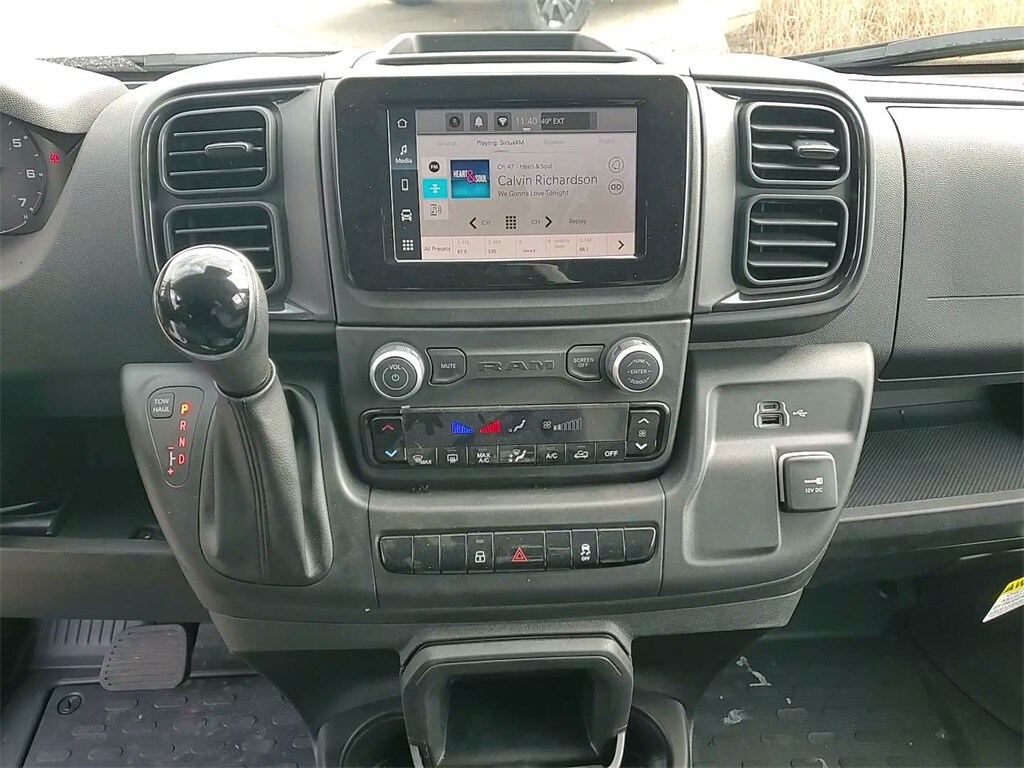 2025 RAM PROMASTER 2500 - Image 28