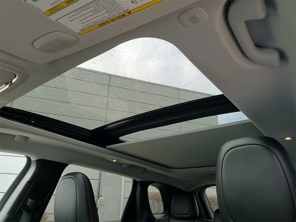 2022 JEEP CHEROKEE - Image 30