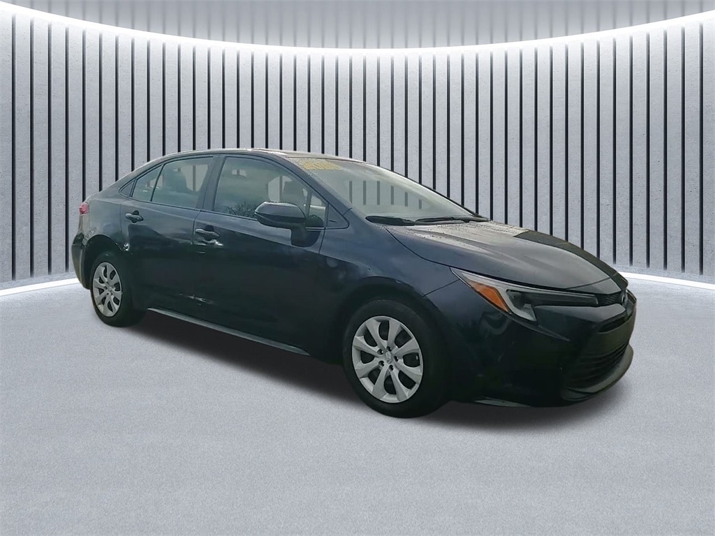 2025 TOYOTA COROLLA - Image 2